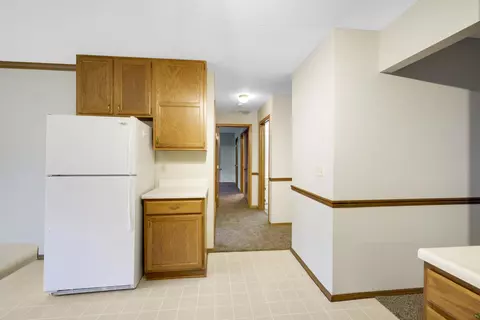 630 Stonehedge Ln #4B, Appleton, WI 54914 photo 8