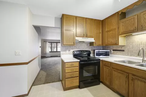 630 Stonehedge Ln #4B, Appleton, WI 54914 photo 9