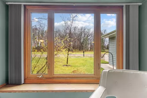 1800 Schaefer Cir, Appleton, WI 54915 photo 8