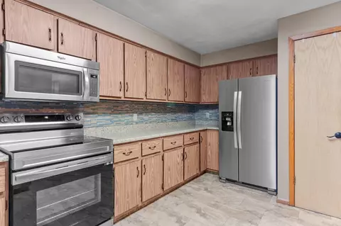1800 Schaefer Cir, Appleton, WI 54915 photo 12
