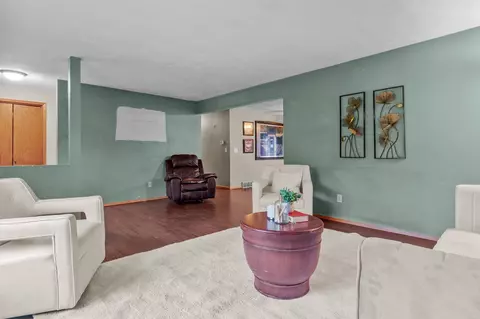 1800 Schaefer Cir, Appleton, WI 54915 photo 6