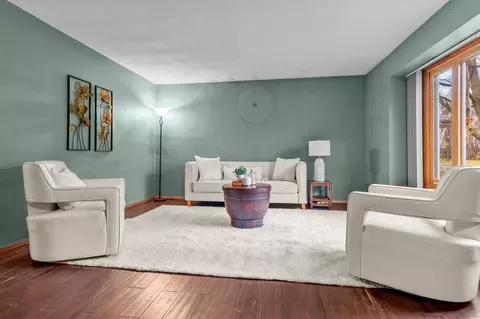 1800 Schaefer Cir, Appleton, WI 54915 photo 4