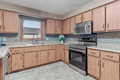 1800 Schaefer Cir, Appleton, WI 54915 photo 11