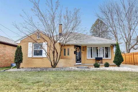 1261 9th St, Green Bay, WI 54304