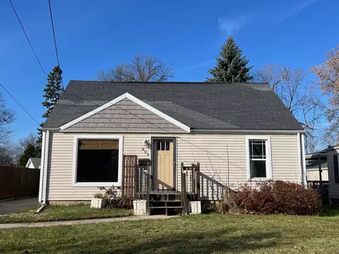 804 Appleton Rd, Menasha, WI 54952
