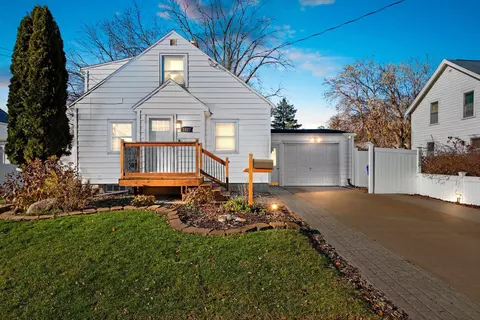 1427 N Racine St, Appleton, WI 54911