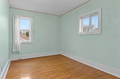 Bedroom - 931 W Franklin St, Appleton, WI 54914 photo 5 of 5