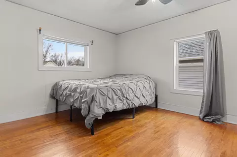 Bedroom - 931 W Franklin St, Appleton, WI 54914 photo 3 of 5