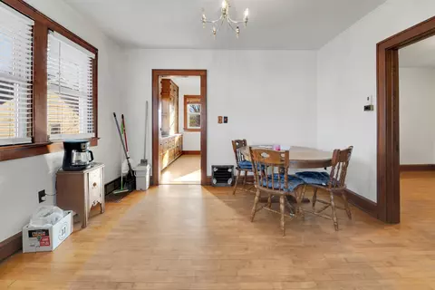 613 W Wisconsin Ave, Appleton, WI 54911 photo 6