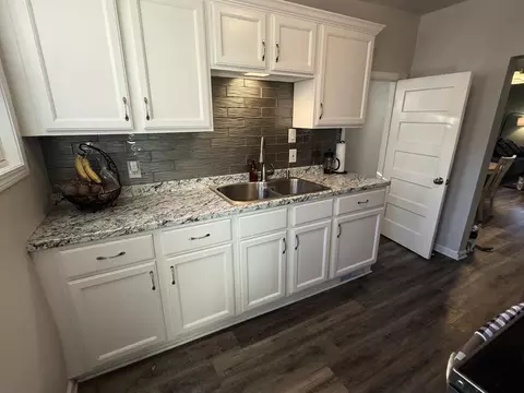 1826 N Division St, Appleton, WI 54911 photo 8