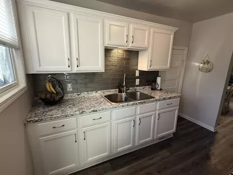 1826 N Division St, Appleton, WI 54911 photo 9