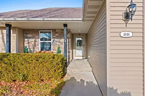 4846 N Stargaze Dr, Appleton, WI 54913 photo 2