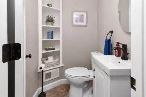 Bath - 1455 W Prospect Ave, Appleton, WI 54914 photo 1 of 2