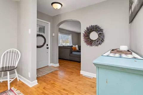 Entry Way - 1455 W Prospect Ave, Appleton, WI 54914 photo 1 of 7