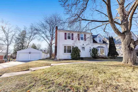 232 St Matthews St, Green Bay, WI 54301