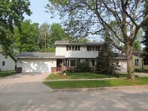 2607 N Birchwood Ave, Appleton, WI 54911