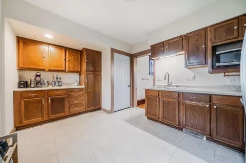 Kitchen - 1102 W Packard St, Appleton, WI 54914 photo 4 of 4