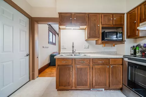 Kitchen - 1102 W Packard St, Appleton, WI 54914 photo 2 of 4