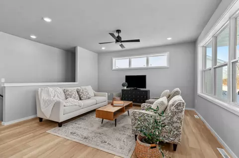 Living - 3688 E Callalilly Ln, Appleton, WI 54913 photo 1 of 1