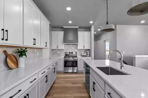 Kitchen - 3688 E Callalilly Ln, Appleton, WI 54913 photo 4 of 4