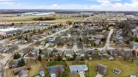 View/Area - 2830 E Dietzen Dr, Appleton, WI 54915 photo 8 of 10