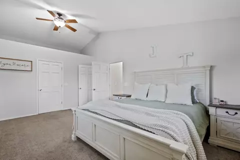 Bedroom - 2830 E Dietzen Dr, Appleton, WI 54915 photo 3 of 5