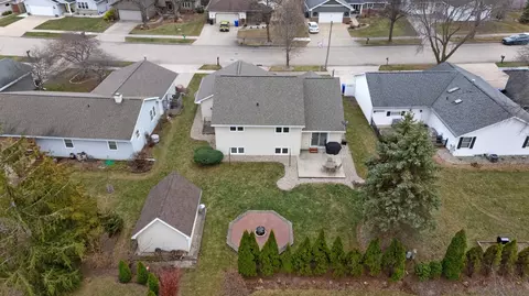 View/Area - 2830 E Dietzen Dr, Appleton, WI 54915 photo 2 of 10