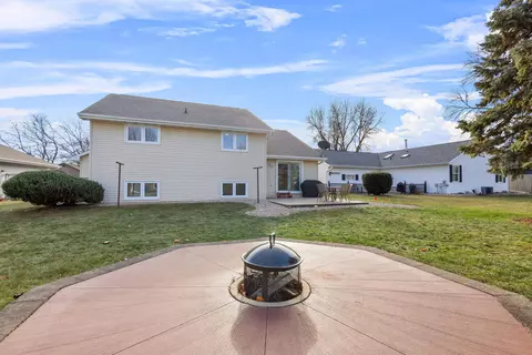 Exterior - 2830 E Dietzen Dr, Appleton, WI 54915 photo 6 of 14
