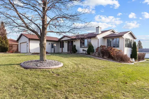 408 W Greenfield Ave, Algoma, WI 54201