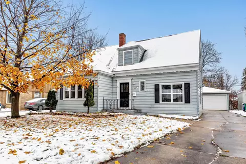1234 Oregon St, Green Bay, WI 54303