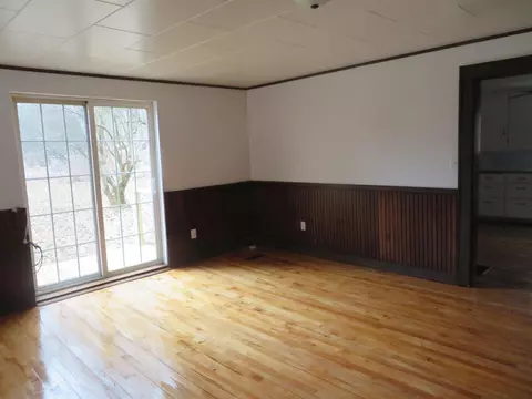 e177 Broten Road, Iola, WI 54945 photo 5