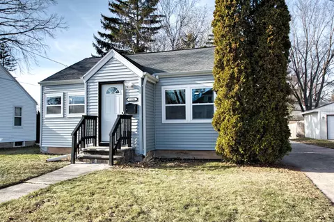 1230 S Irwin Ave, Green Bay, WI 54301