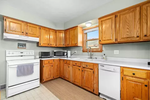 1514 E College Ave, Appleton, WI 54915 photo 13