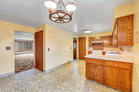 2418 N Mason St, Appleton, WI 54914 photo 10