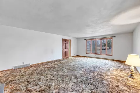 2418 N Mason St, Appleton, WI 54914 photo 4