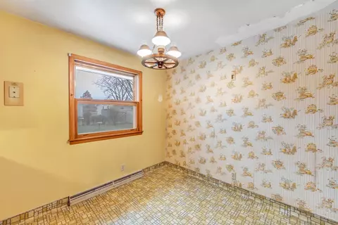 2418 N Mason St, Appleton, WI 54914 photo 9