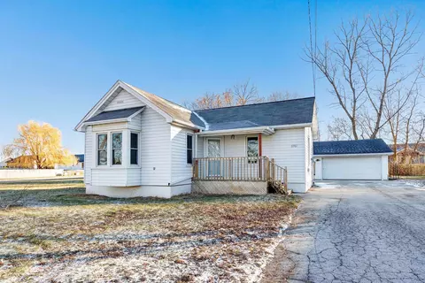 6761 Deuster Rd, Greenleaf, WI 54126