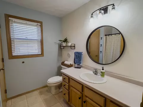 Bath - n286 Mueller Court, Appleton, WI 54915 photo 1 of 3