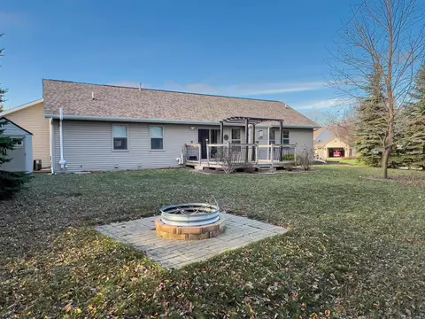 Exterior - n286 Mueller Court, Appleton, WI 54915 photo 2 of 3