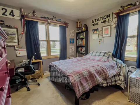 Bedroom - n286 Mueller Court, Appleton, WI 54915 photo 3 of 3
