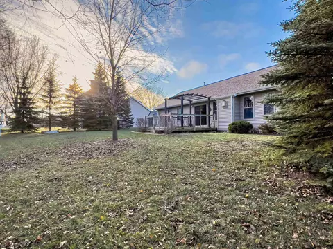 Exterior - n286 Mueller Court, Appleton, WI 54915 photo 3 of 3