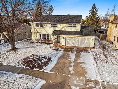 306 W Lindbergh St, Appleton, WI 54911