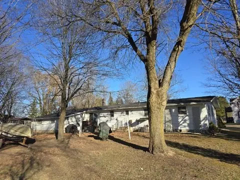 1101 Bartelt St, Gresham, WI 54128 photo 4