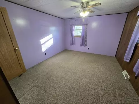 1101 Bartelt St, Gresham, WI 54128 photo 17