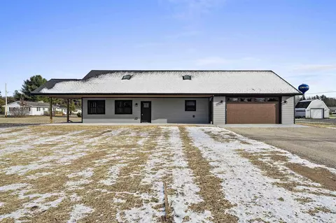 1312 Fj St, Crivitz, WI 54114