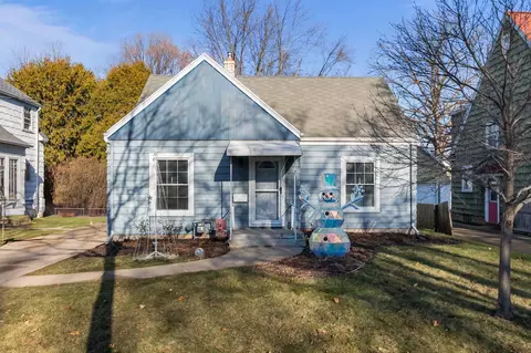 830 E Winnebago St, Appleton, WI 54911