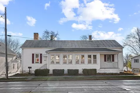 203 W Main St, Chilton, WI 53014