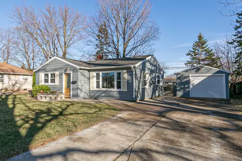 2156 Vinland St, Oshkosh, WI 54901