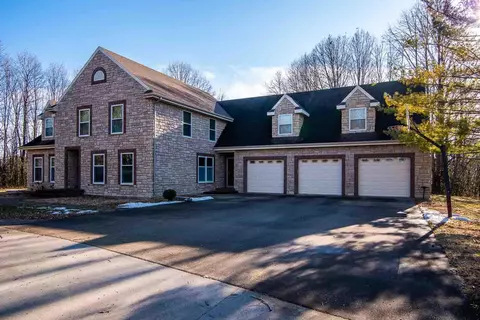 2051 Manitowoc Rd, Menasha, WI 54952