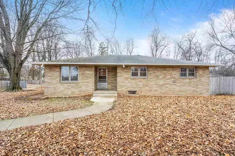 834 Oneida St, Menasha, WI 54952